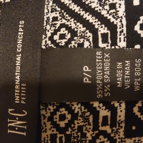 I.N.C. INTERNATIONAL CONCEPTS. Sleeveless top. Size P/P. NWOT - Picture 6 of 6
